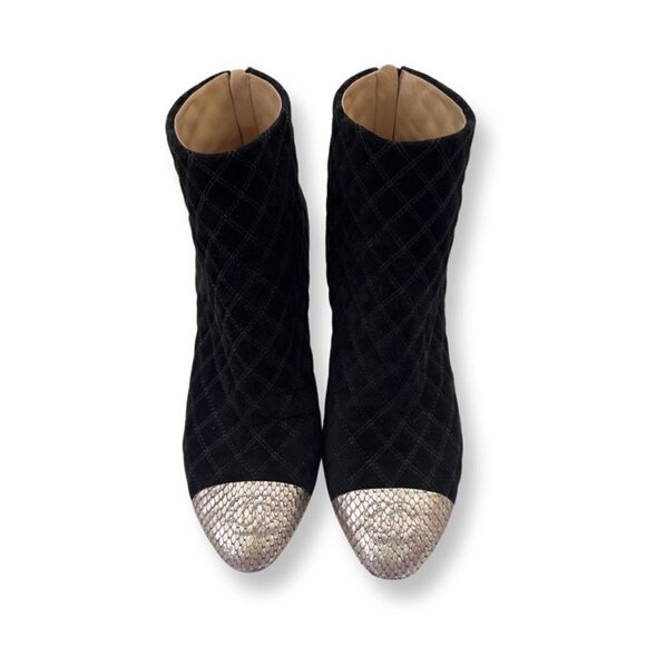 Chanel suede rhombus silver leather tip and heels booties size 38 - Picture 3 of 11